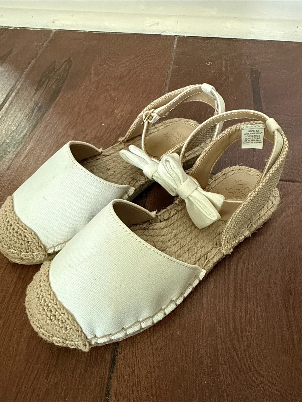 New Janie and Jack Cream Canvas Espadrille Sandals with Bow Accent